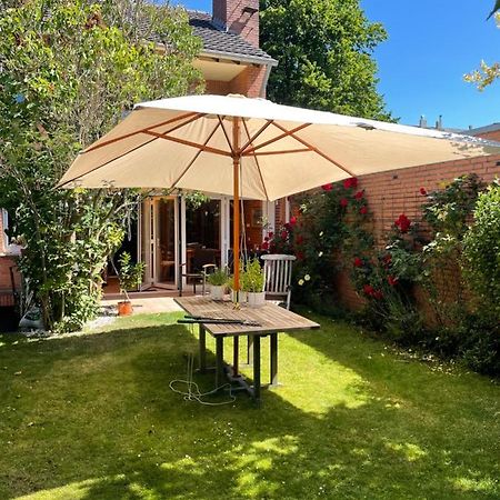Wohnliches , Behagliches Zimmer Mit Balkon Und Wifi เมินเคงลัดบาค ภายนอก รูปภาพ